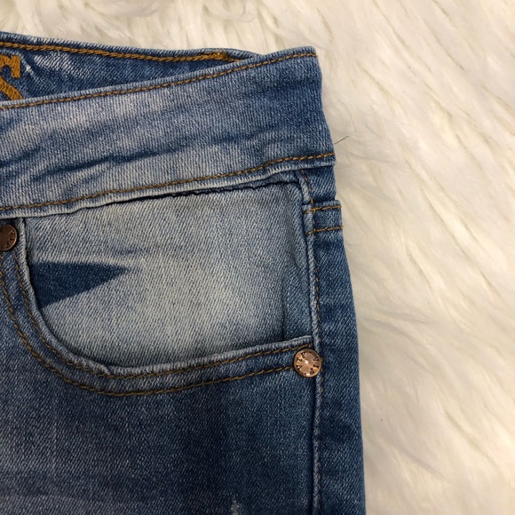 VIP Distressed Jeans 👖 - Picture 4 of 12